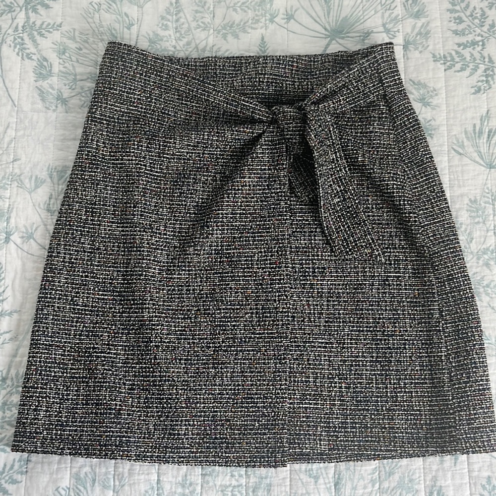 Women’s professional skirt- business casual Loft Skirt
